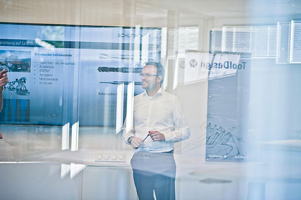 Technische Beratung mit dem Fokus auf Ihre Anwendung